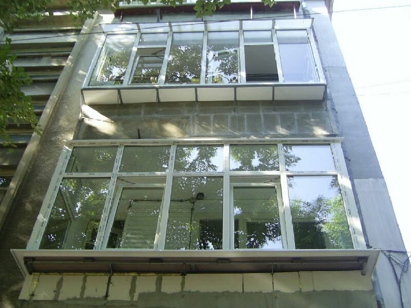 PVC terrace with Tilt and Turn windows